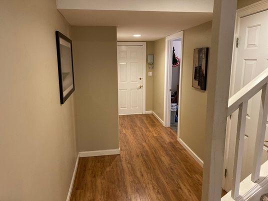 Interior, Recessed Lighting, Wood Texture Flooring