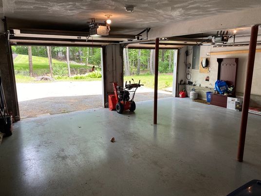 Garage, Interior