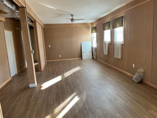 Empty room, Interior, Wood Texture Flooring, Wooden Walls