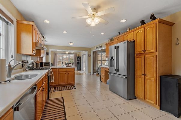 Interior, Kitchen, Recessed Lighting