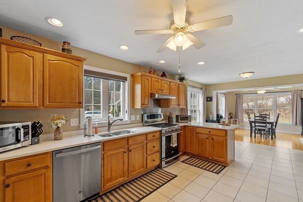 Dining room, Interior, Kitchen, Recessed Lighting, Stainless Steel Appliances, Wood Texture Flooring