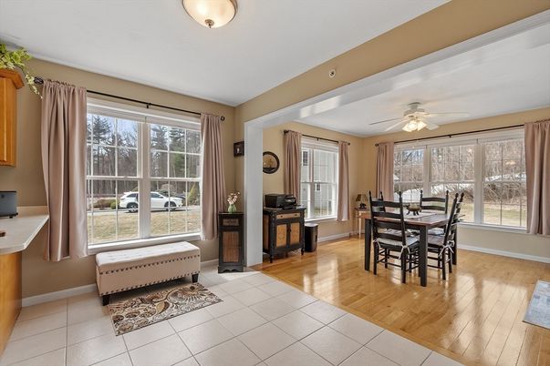 Dining room, Interior, Wood Texture Flooring