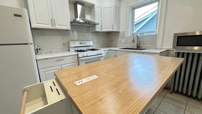 Interior, Kitchen, Marble Walls, Stainless Steel Appliances