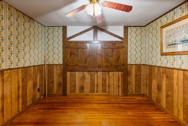 Interior, Wood Texture Flooring, Wooden Walls