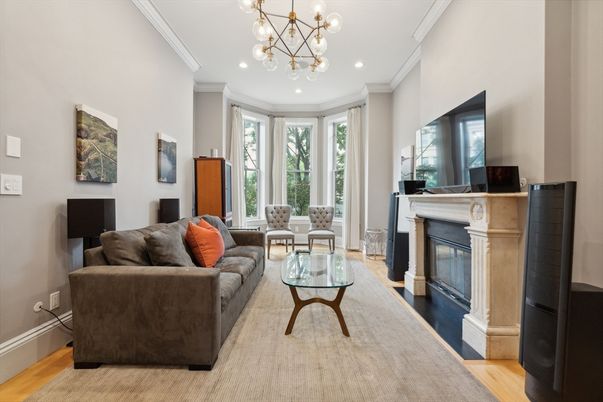 Fireplace, Interior, Living room, Pendant Lights, Recessed Lighting, Wood Texture Flooring