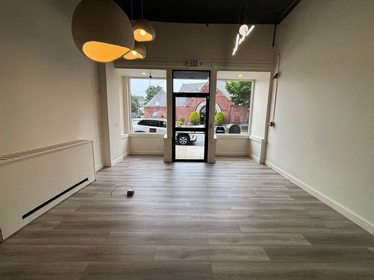 Interior, Pendant Lights, Wood Texture Flooring