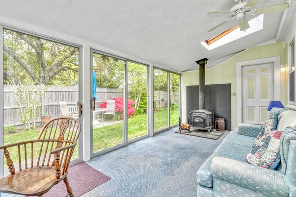 Bedroom, Fireplace, Interior, Sun Room