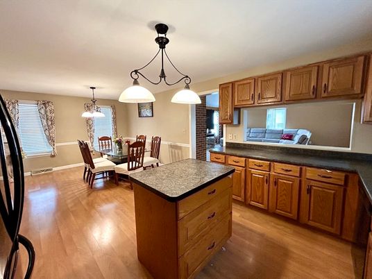 Dining room, Interior, Kitchen, Pendant Lights, Wood Texture Flooring