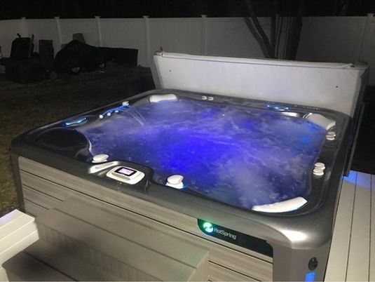 Exterior, Hot Tub