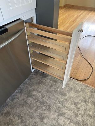 Interior, Stainless Steel Appliances