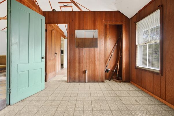 Interior, Wooden Walls