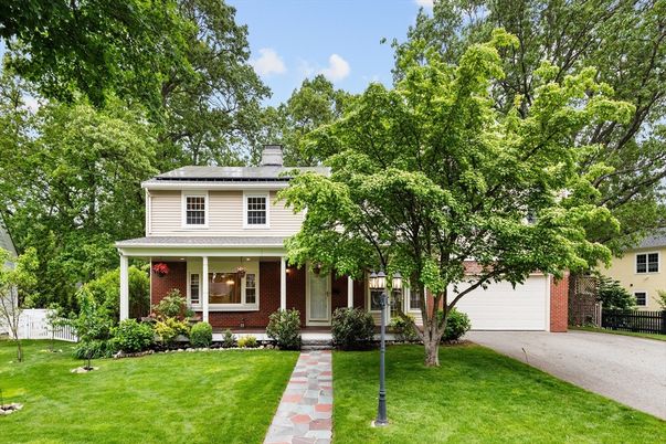 Attached, Exterior, Facade, Brick Facade, Solar Panels, American Foursquare