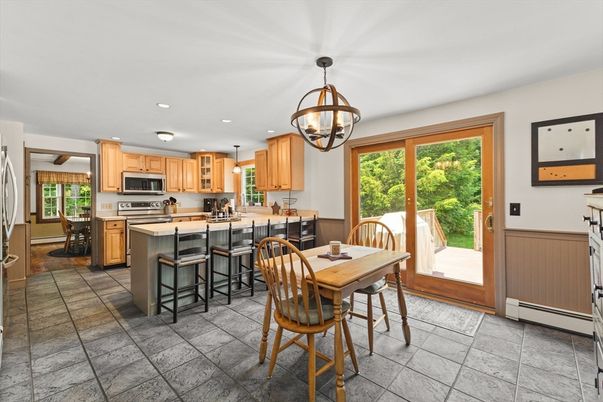 Chandelier, Dining room, Interior, Kitchen, Pendant Lights, Recessed Lighting, Stainless Steel Appliances