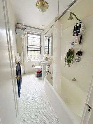 Bathroom, Free Standing Baths, Interior