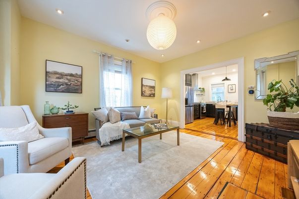 Dining room, Interior, Kitchen, Living room, Pendant Lights, Recessed Lighting, Wood Texture Flooring