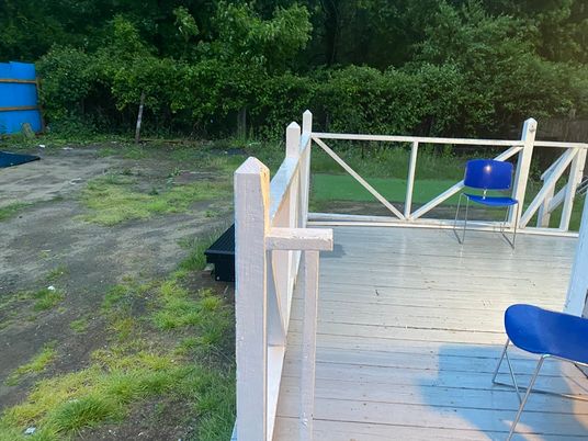 Backyard, Exterior