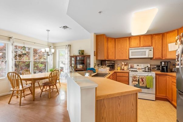 Dining room, Interior, Kitchen, Pendant Lights