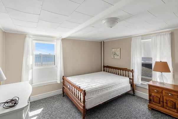 Bedroom, Interior, Water