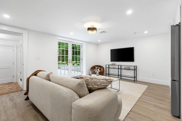 Interior, Living room, Recessed Lighting, Wood Texture Flooring