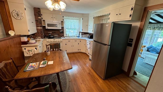 Dining room, Interior, Kitchen, Wood Texture Flooring
