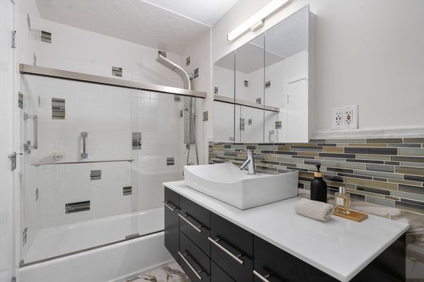 Bathroom, Glass Shower, Interior