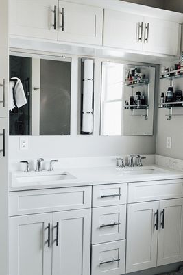 Bathroom, Dual Sink Vanities, Interior