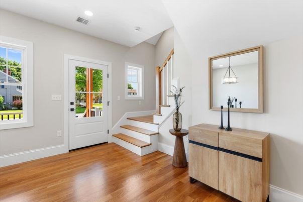 Interior, Pendant Lights, Recessed Lighting, Wood Texture Flooring