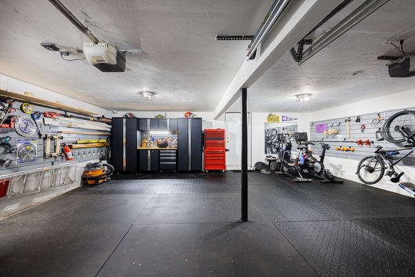 Fitness Equipment, Garage, Interior
