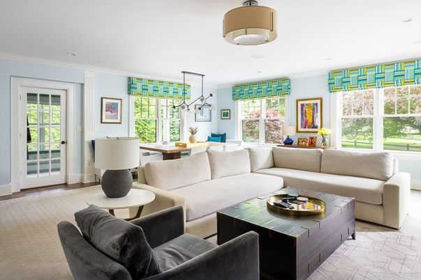 Dining room, Interior, Living room, Pendant Lights, Recessed Lighting