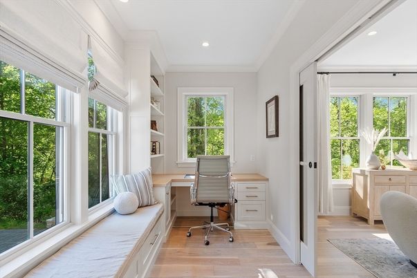 Home Office, Interior, Recessed Lighting, Wood Texture Flooring