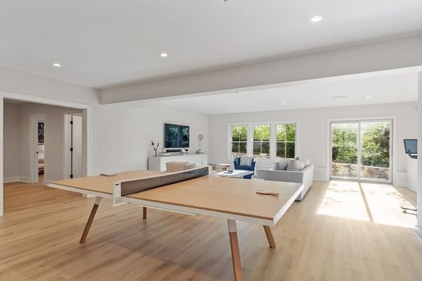 Game Room, Interior, Living room, Recessed Lighting, Wood Texture Flooring