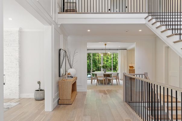 Chandelier, Dining room, Interior, Recessed Lighting, Wood Texture Flooring