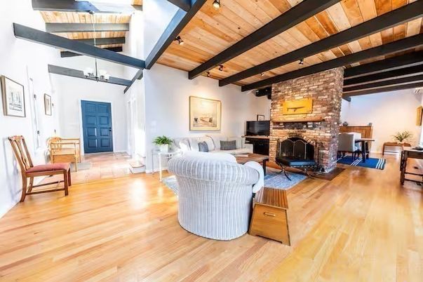 Chandelier, Dining room, Interior, Stone Walls, Wooden Beams, Wooden Ceilings, Wood Texture Flooring
