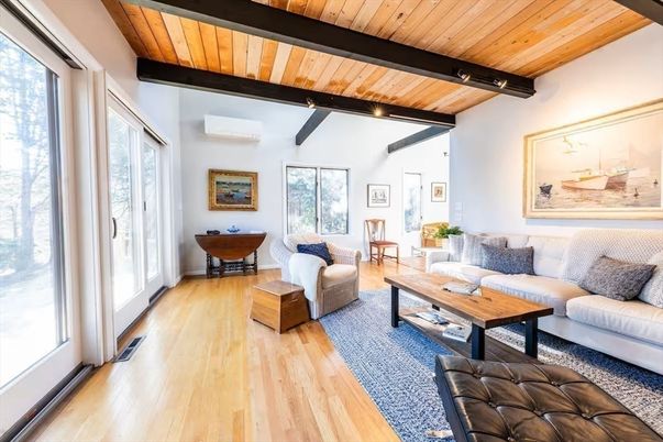 Dining room, Interior, Stone Walls, Wooden Beams, Wooden Ceilings, Wood Texture Flooring