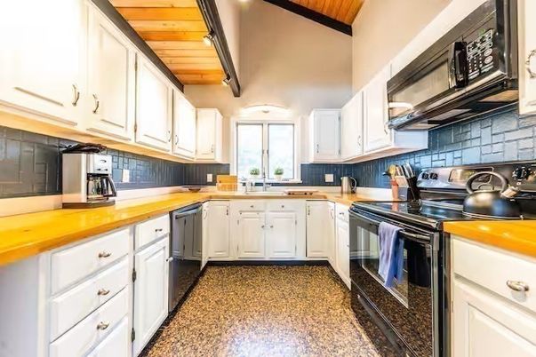 Bathroom, Interior, Wooden Ceilings