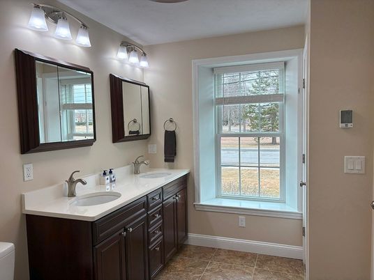 Bathroom, Dual Sink Vanities, Interior
