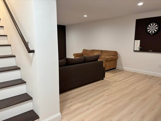 Interior, Living room, Recessed Lighting, Wood Texture Flooring