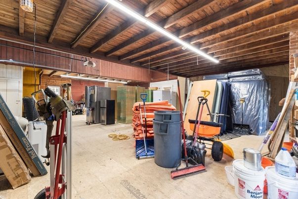 Fitness Equipment, Interior, Wooden Beams, Wooden Ceilings