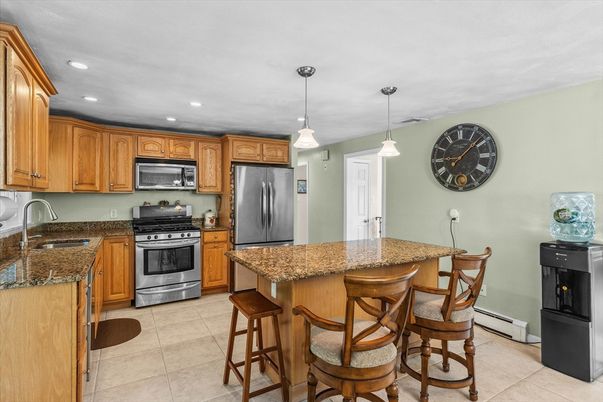 Interior, Kitchen, Pendant Lights, Recessed Lighting, Stainless Steel Appliances