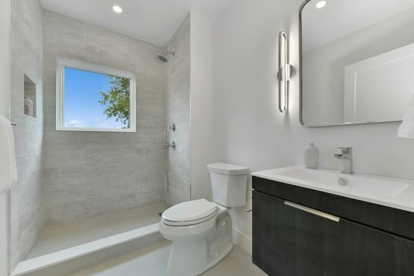 Bathroom, Interior, Recessed Lighting