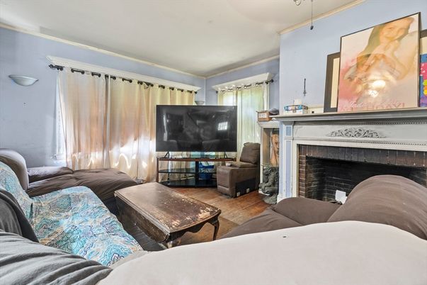 Fireplace, Interior, Living room