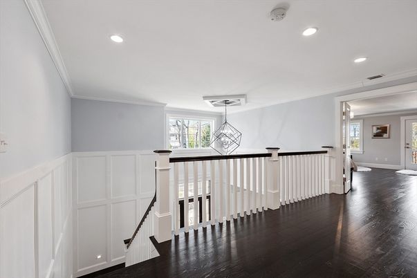Interior, Pendant Lights, Recessed Lighting, Wood Texture Flooring