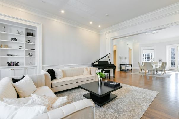 Dining room, Interior, Living room, Piano, Recessed Lighting, Wood Texture Flooring
