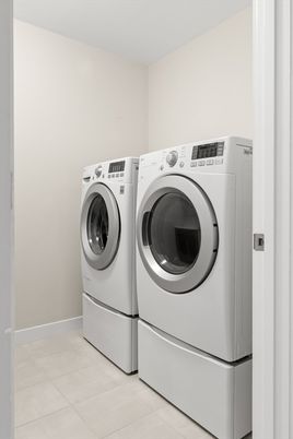 Interior, Washer