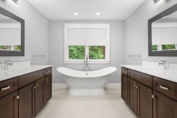 Bathroom, Dual Sink Vanities, Free Standing Baths, Interior, Recessed Lighting