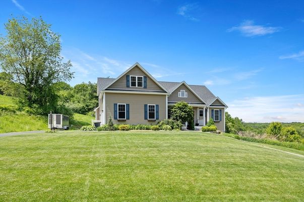 Backyard, Exterior, Facade, Farmhouse