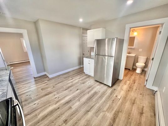 Bathroom, Interior, Kitchen, Recessed Lighting, Wood Texture Flooring