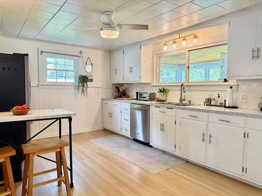 Interior, Kitchen, Wood Texture Flooring