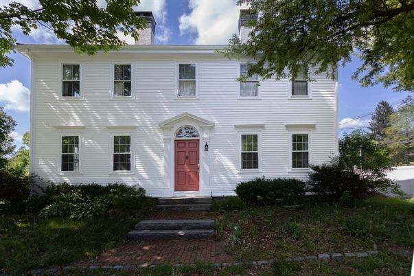 Exterior, Facade, Georgian