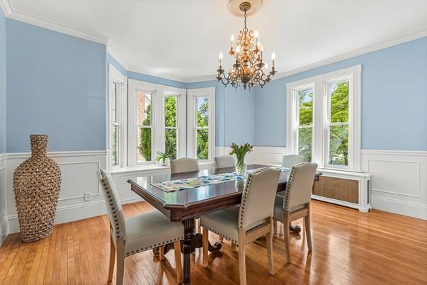 Chandelier, Dining room, Interior, Wood Texture Flooring
